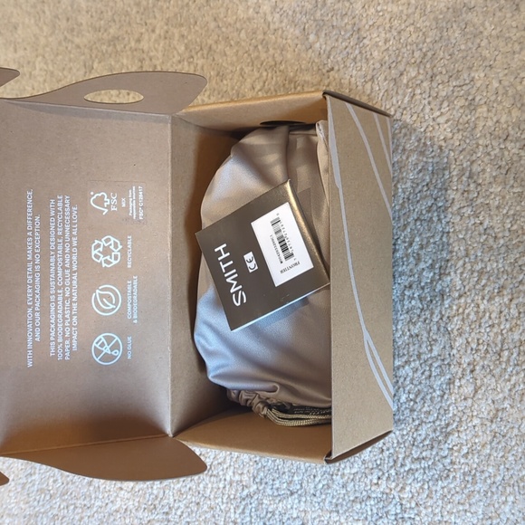 New Smith frontier goggles with fog x anti fog inner lens white with red mirror - Picture 7 of 7